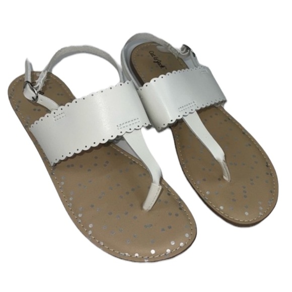 Cat & Jack White Ankle Strap Toe Thing Sandals Scalloped Edge - Picture 11 of 11